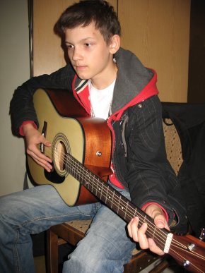 Kuba - ucze� na gitar�